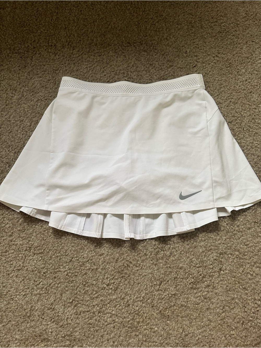 Nike White Women's Skater Tennis Skirt with Layered Hem